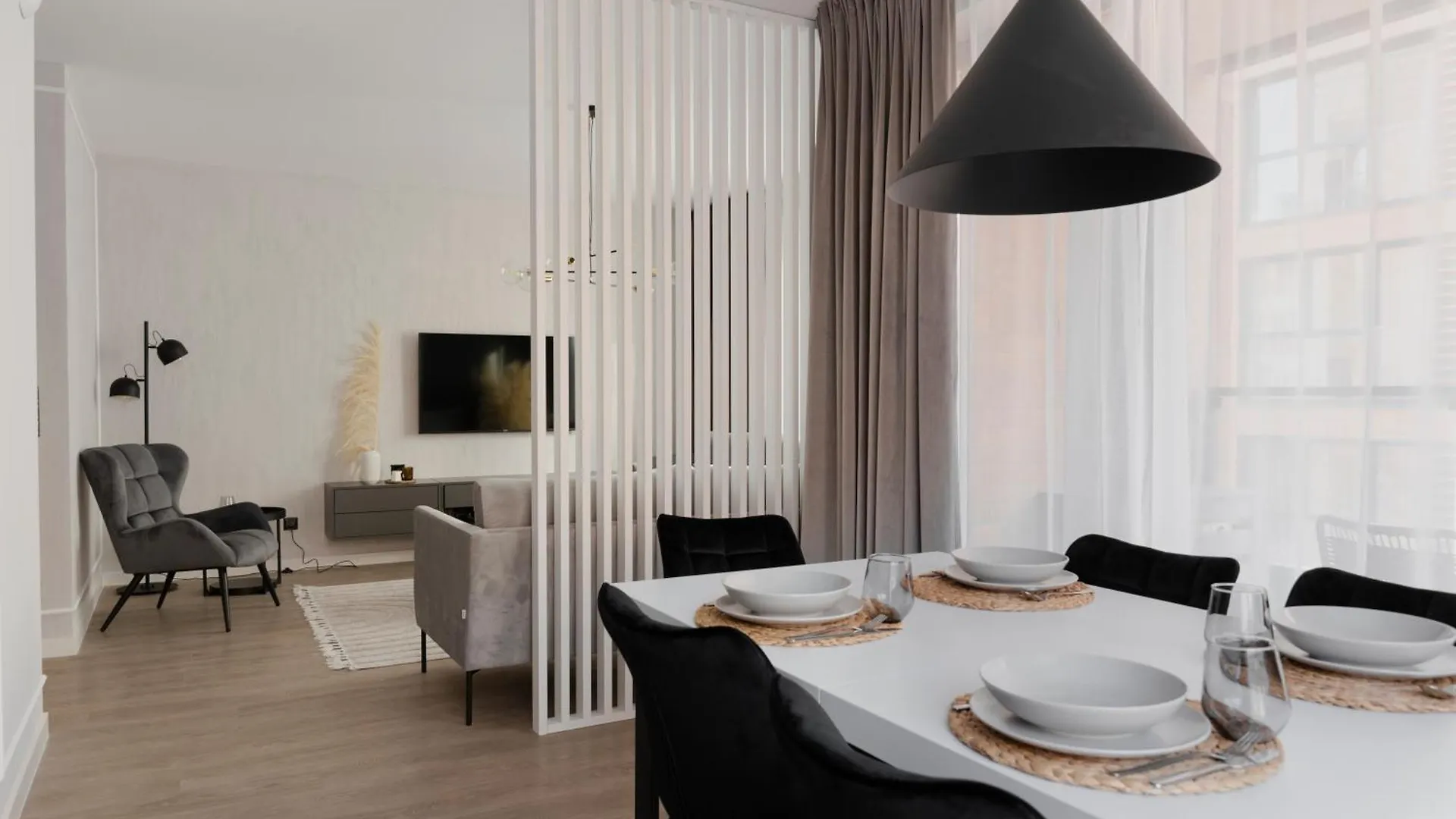 Scala 60D City Center Apartments With Parking By Lion Apartments Gdańsk